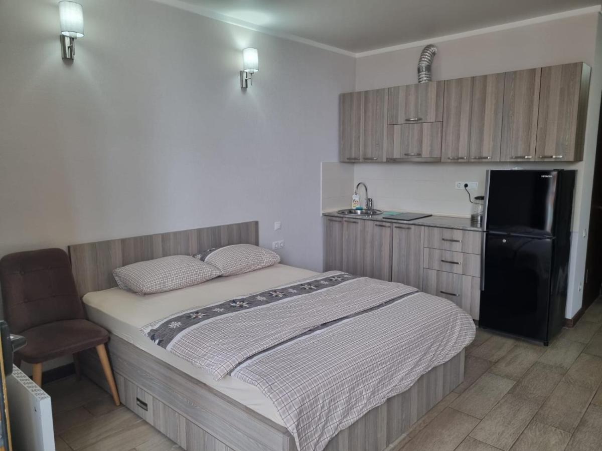 Orbi Plaza David Apt. Appartement Batoemi Buitenkant foto