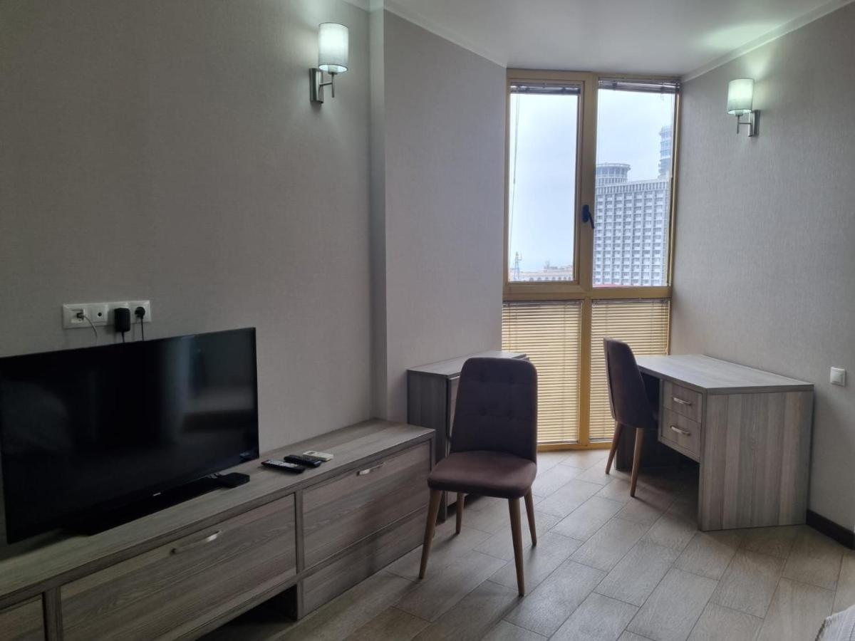 Orbi Plaza David Apt. Appartement Batoemi Buitenkant foto