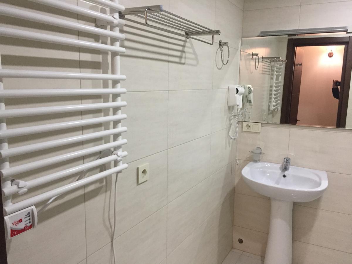 Orbi Plaza David Apt. Appartement Batoemi Buitenkant foto